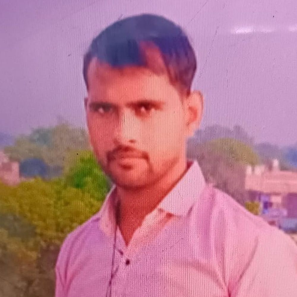 उन्नाव में अज्ञात वाहन की टक्कर से युवक की मौत:चचेरा भाई घायल, कार्यक्रम में लाइट लगाकर लौटते समय हादसा