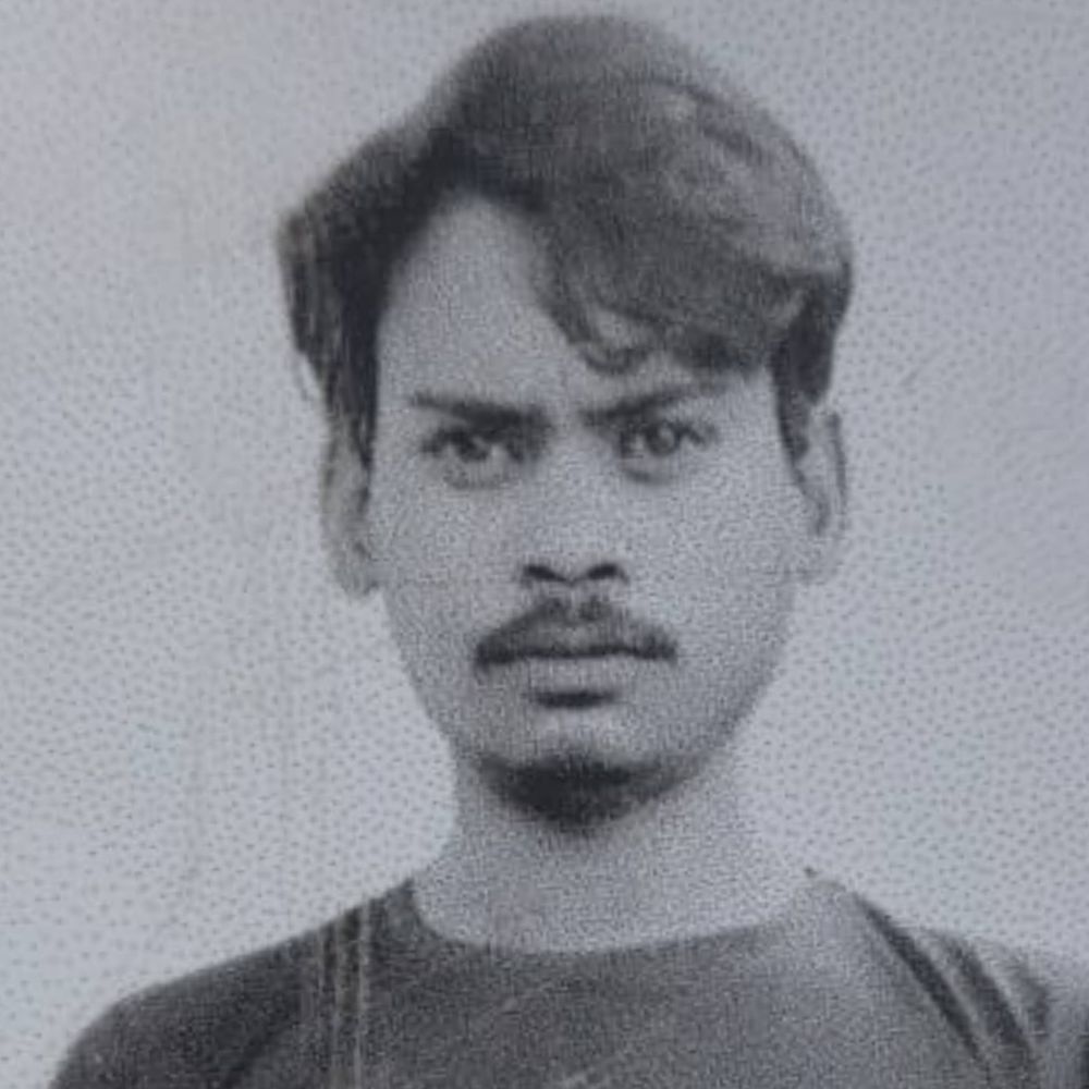 युवक ने पेड़ से फांसी लगाकर आत्महत्या की:हरदोई के टड़ियावां में 23 वर्षीय युवक का शव मिला