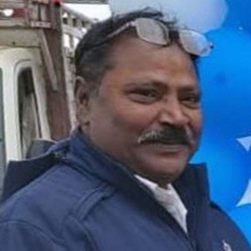 बसपा कार्यकर्ता की ट्रेन से कटकर मौत:गाजीपुर के जखनिया स्टेशन पर पानी लेने उतरे थे, चलती ट्रेन में चढ़ते हुए पैर फिसला