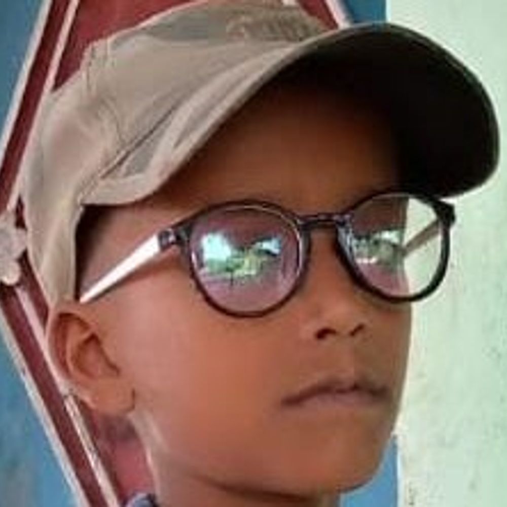 ट्रैक्टर की टक्कर से किशोर की मौत:बिस्किट लेने गया था, दुकान किनारे साइकिल लेकर खड़ा था, आरोपी चालक फरार