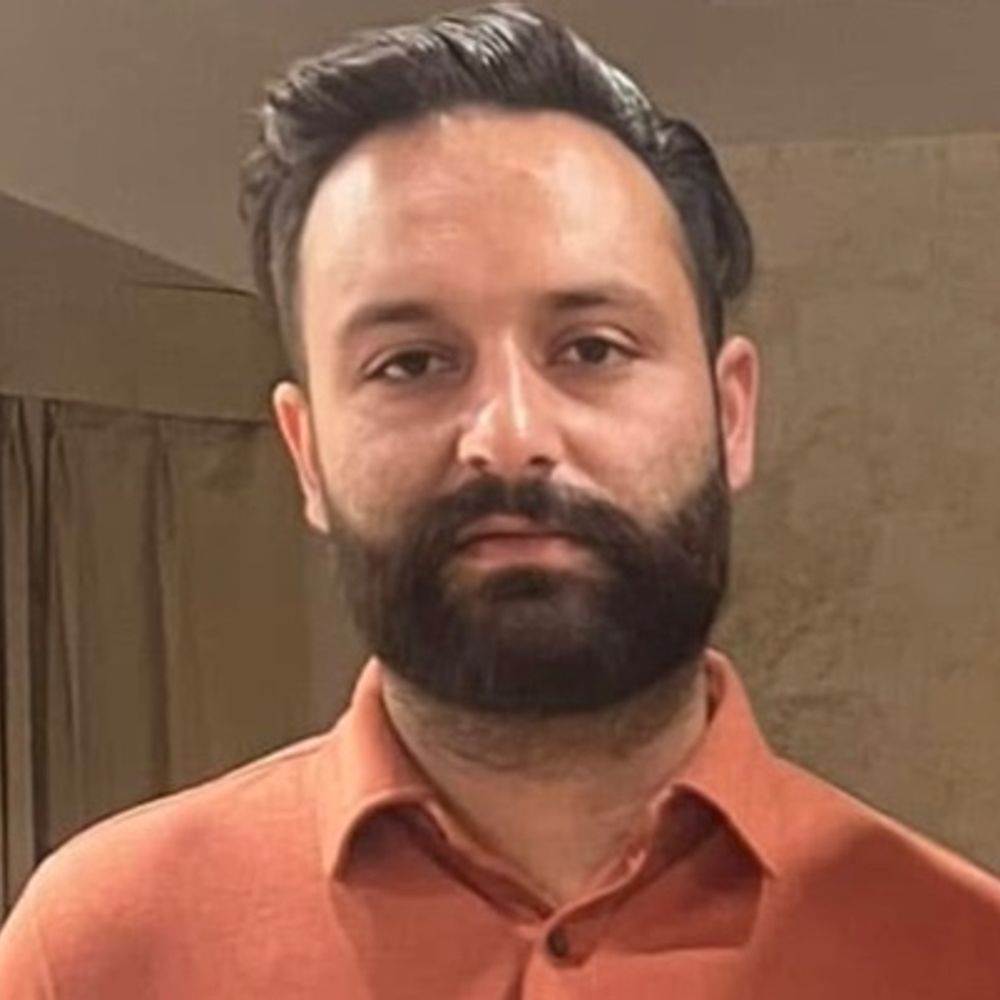 लुधियाना में खास दोस्त निकला दरिंदा:  पति के विदेश जाते ही महिला की मजबूरी का उठाया फायदा, नशीला पिलाकर किया दुष्कर्म मामला दर्ज – Ludhiana News