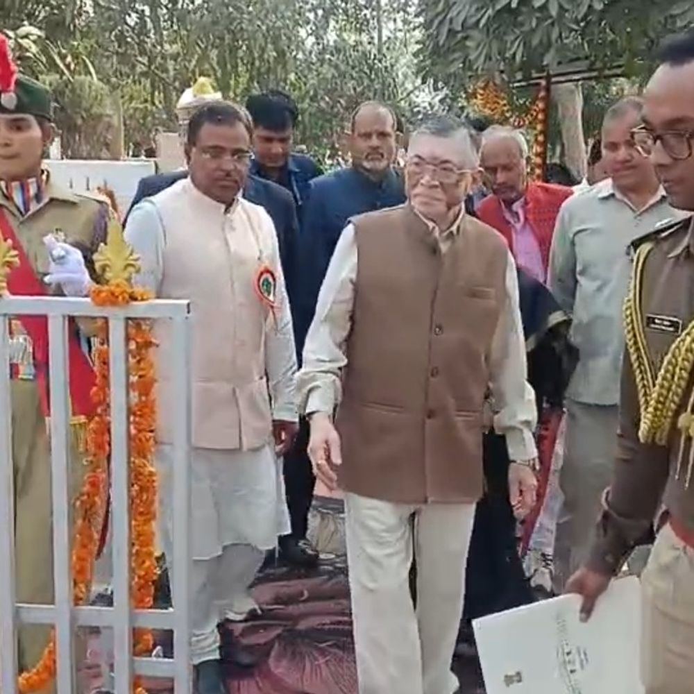 झागखंड के राज्यपाल हरदोई पहुंचे:CSN कॉलेज की हीरक जयंती का शुभारंभ किया, बाबा साहब की प्रतिमा पर किया माल्यार्पण