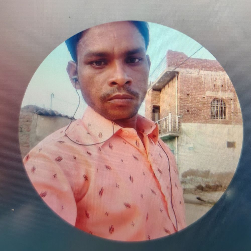 एटा में तेज रफ्तार वाहन ने युवक को रौंदा:साली की शादी से होकर लौट रहा था, कठौली गांव के पास हुआ हादसा