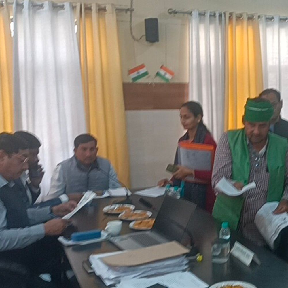 रामपुर में किसान यूनियन ने SDM को सौंपा ज्ञापन:मुक्त व्यापार समझौता रद्द करने और स्वामीनाथन आयोग की सिफारिशें लागू करने की मांग की