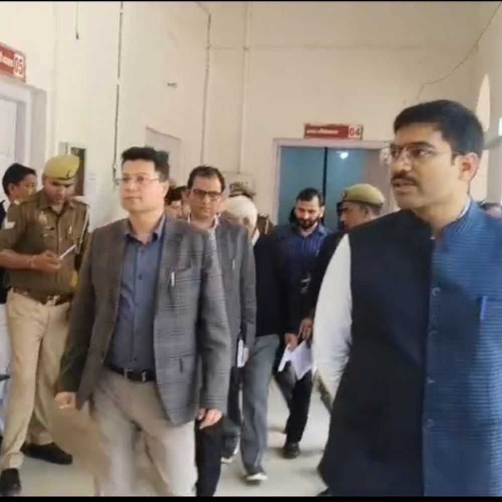 सहारनपुर कलेक्ट्रेट में कमिश्नर ने वार्षिक निरीक्षण किया:व्यवस्थाओं की जांच करके अधिकारियों को आवश्यक निर्देश दिए