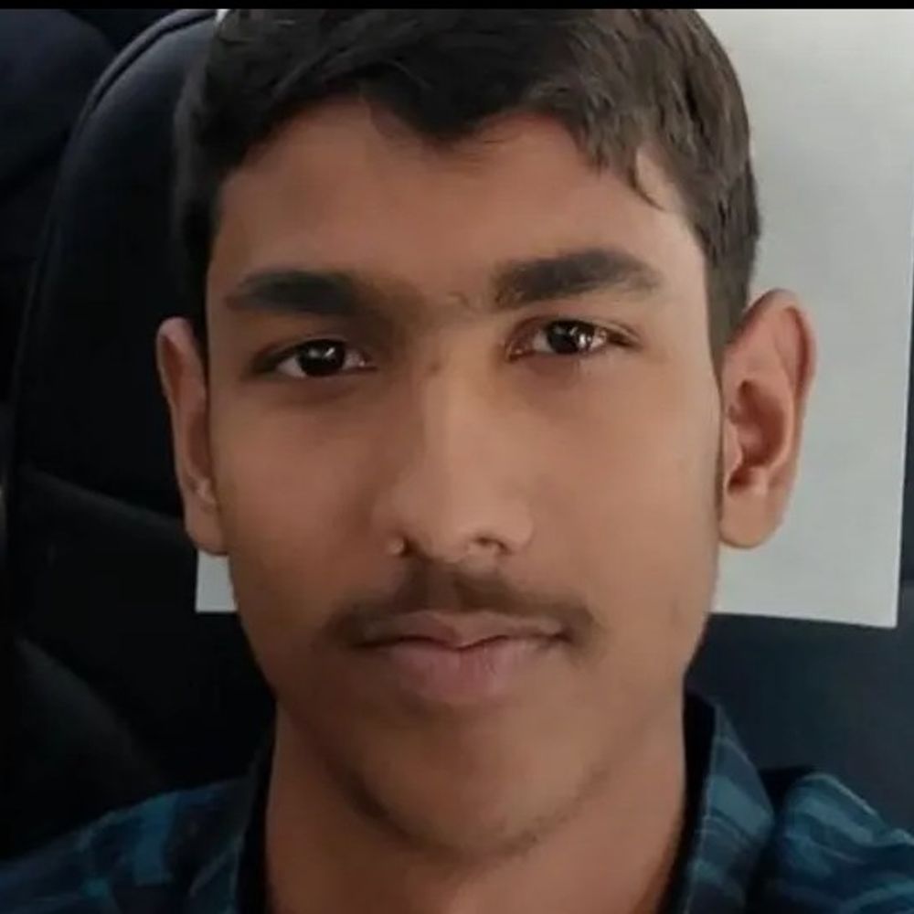 डॉ. के बेटे की सड़क हादसे में मौत:संतकबीरनगर में बुलेट अनियंत्रित होकर खंभे से टकराई, दोस्त घायल