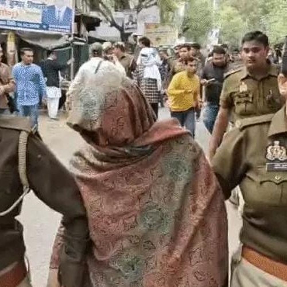 चित्रकूट में बच्चों के यौन-शोषण मामले में पति-पत्नी को फांसी:निलंबित जेई और पत्नी डार्क वेब पर बेचते थे अश्लील वीडियो