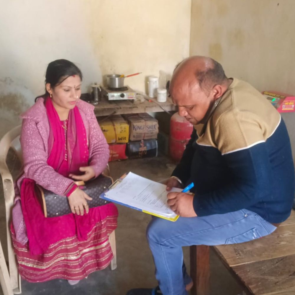 होली से पहले खाद्य विभाग की कार्रवाई, चार नमूने लिए:अड़ींग और वृंदावन में हजारों का संदिग्ध खाद्य माल जब्त