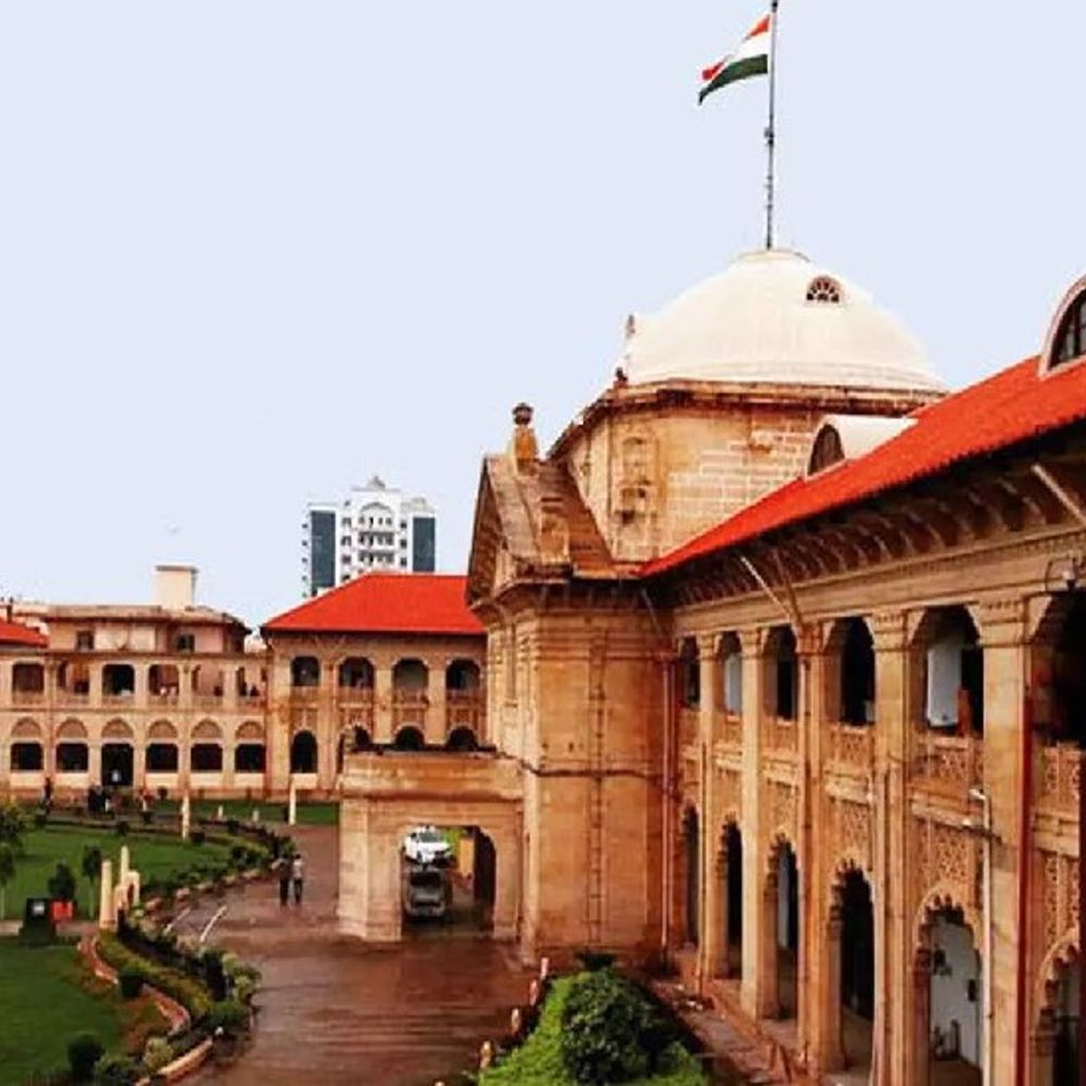 यूपी की बड़ी खबरें:हाईकोर्ट की बात नहीं मानने पर थाना प्रभारी और विवेचक को कोर्ट में खड़े रहने की सजा