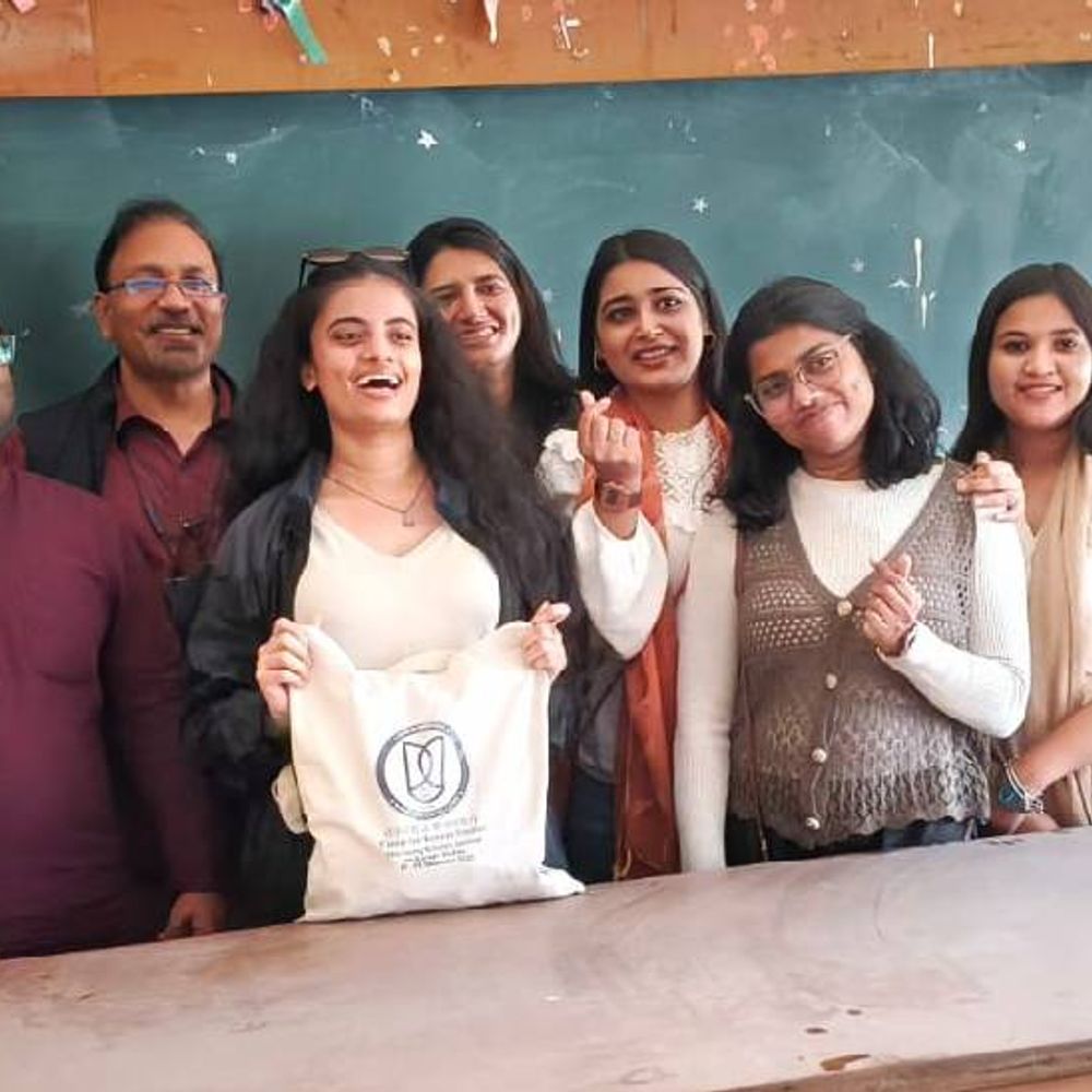 DDU में नेशनल सेमिनार:स्वतंत्रता आंदोलन के इतिहस पर हुई चर्चा, JNU के शोधार्थियों भी शामिल