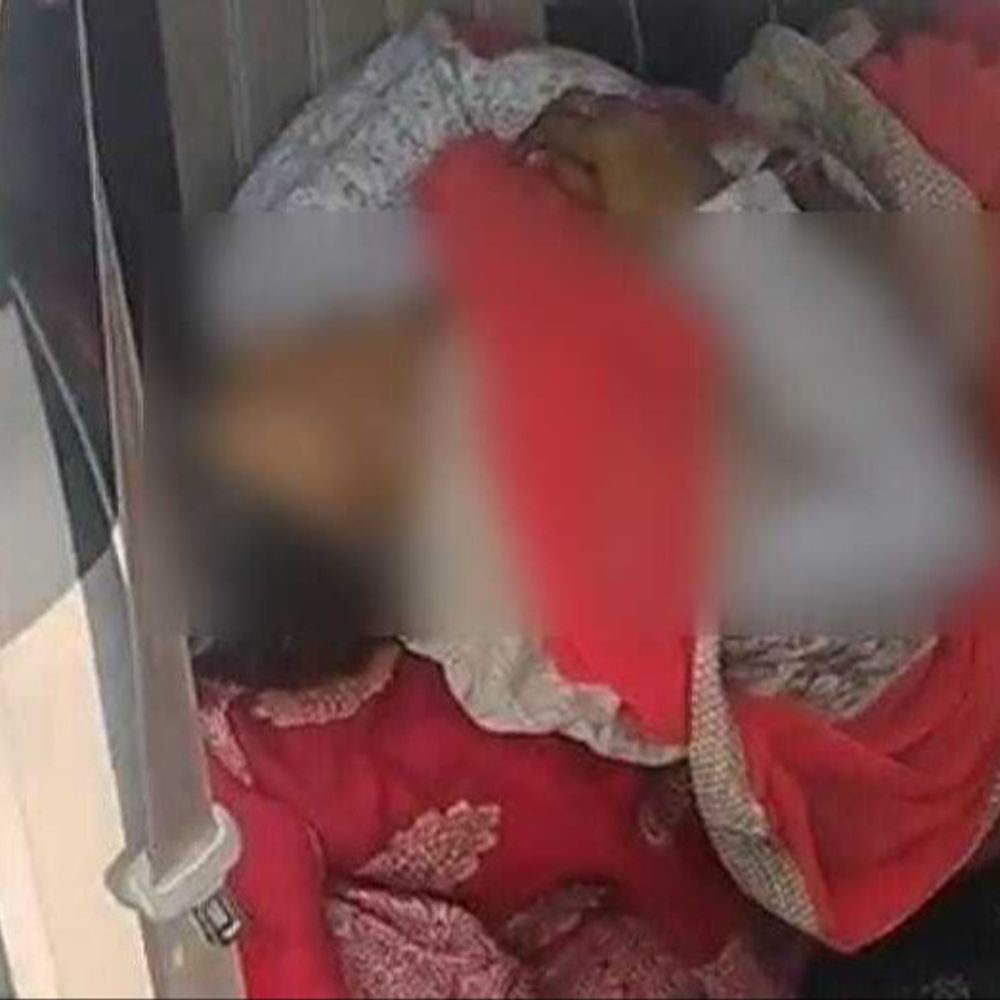 मथुरा में अज्ञात वाहन की टक्कर से महिला की मौत:कोसी हाईवे पर हुई घटना, शादी समारोह में शामिल होने जा रही थी