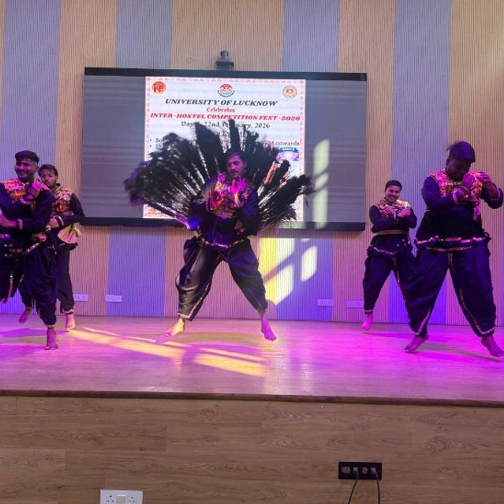 लखनऊ विश्वविद्यालय में इंटर-हॉस्टल फेस्ट का आगाज:क्विज में गंगा हॉल रहा विनर, सोलो डांस में रही जबरदस्त टक्कर