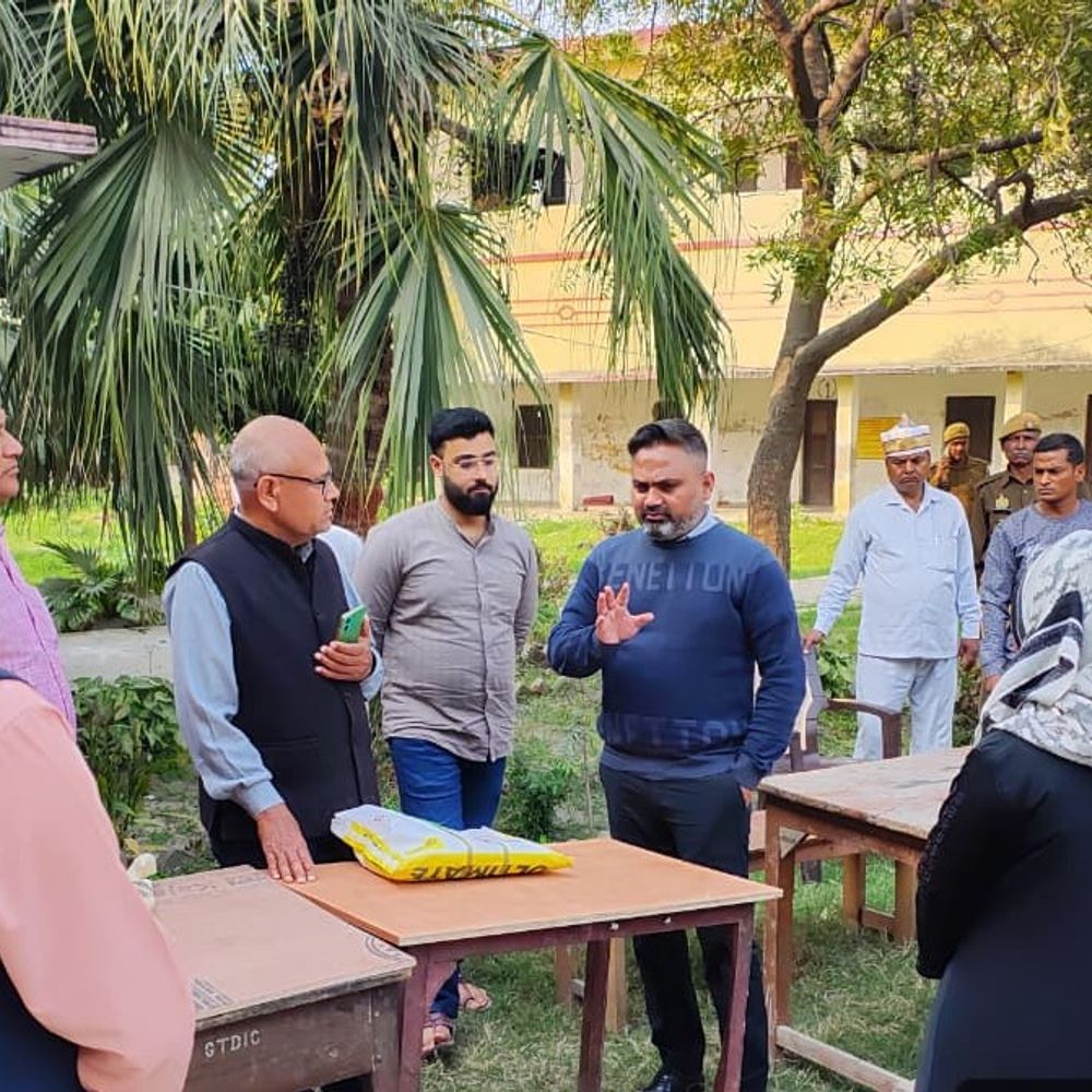 कुशीनगर में मतदाता सूची सुधार अभियान चला:नए पंजीकरण और त्रुटि सुधार किया गया