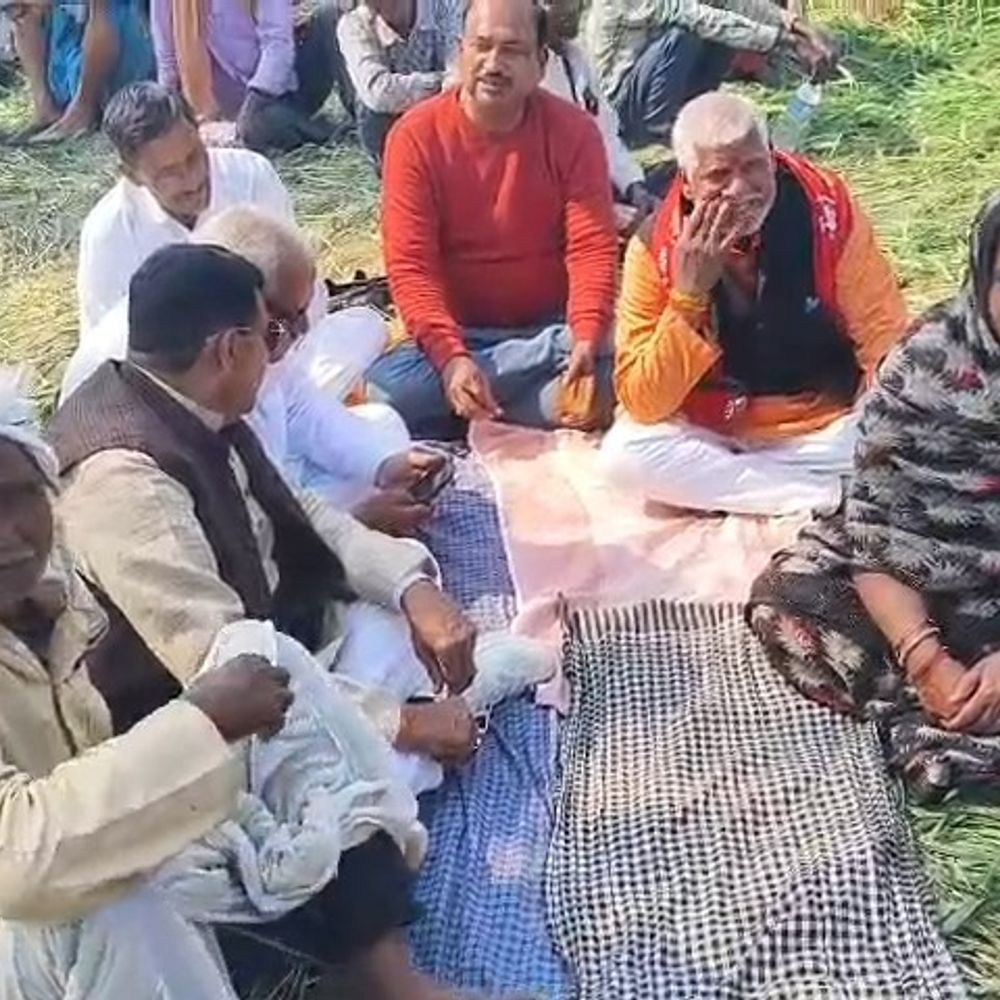 सीतापुर में प्रशासन ने जोती खड़ी फसलें:विधायक मनीष रावत ने की जांच और मुआवजे की मांग,सरकारी जमीन पर कब्जे का था आरोप