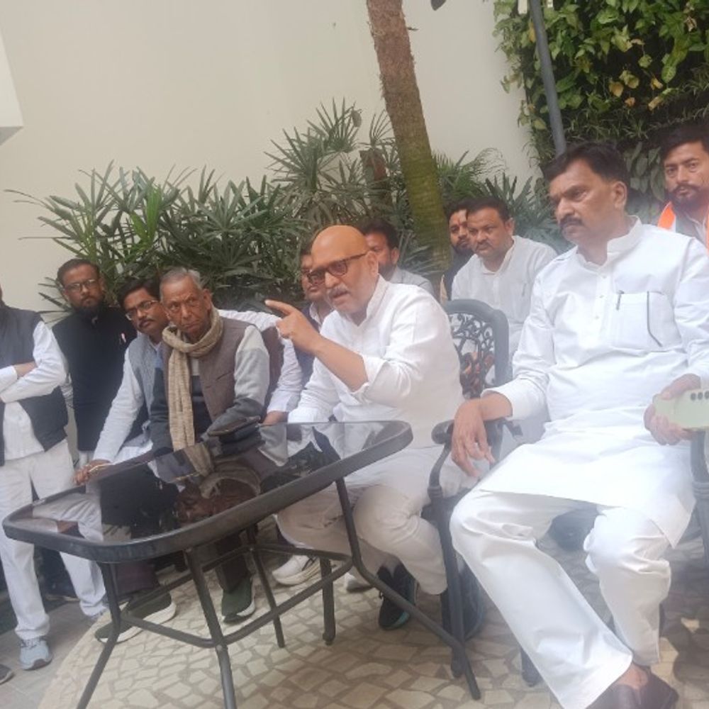 अजय राय बोले- CM जापान में मजे लेने जा रहे:शाहजहांपुर में कांग्रेस प्रदेश अध्यक्ष ने कहा- पीटे गए मुस्लिमों से हम सम्मान से मिलेंगे