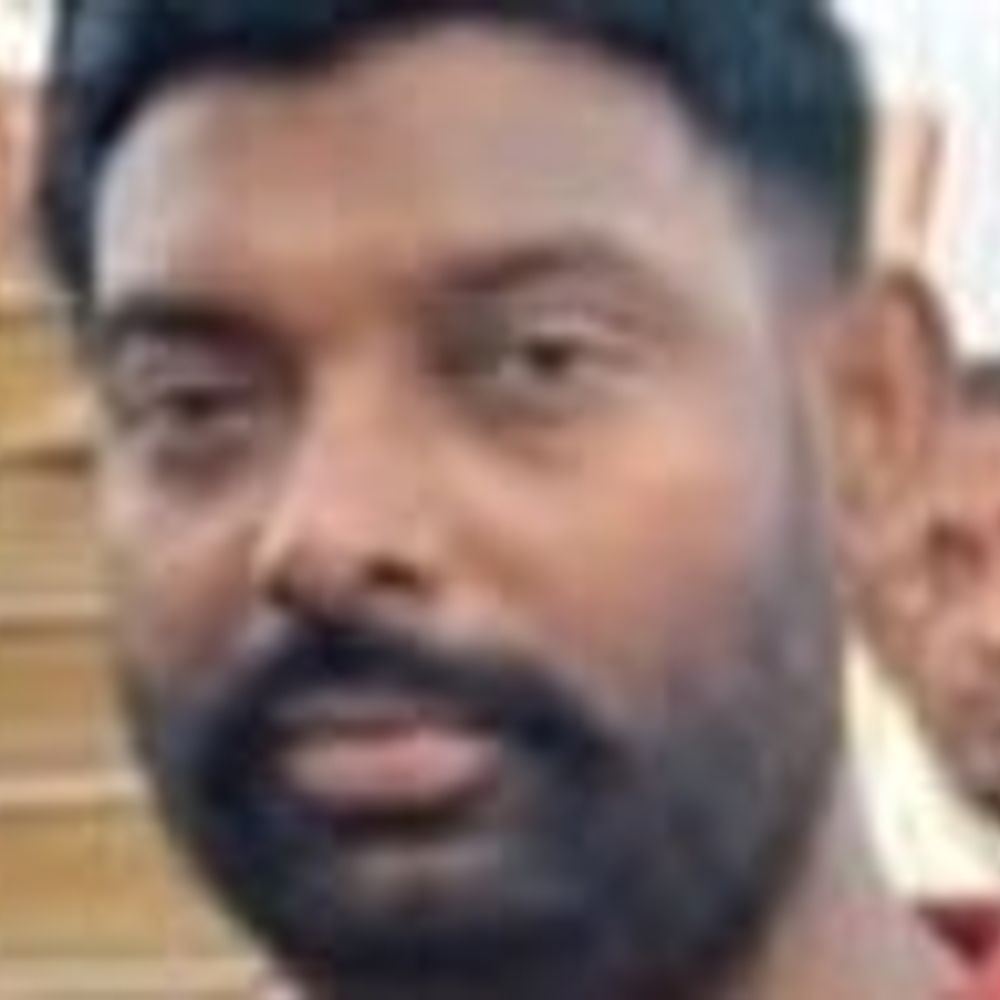 शिक्षक आत्महत्या मामले में आरोपी लिपिक निलंबित:सीडीओ की अध्यक्षता में 3 सदस्यीय जांच कमेटी बनीं, एक हफ्ते में देगी रिपोर्ट