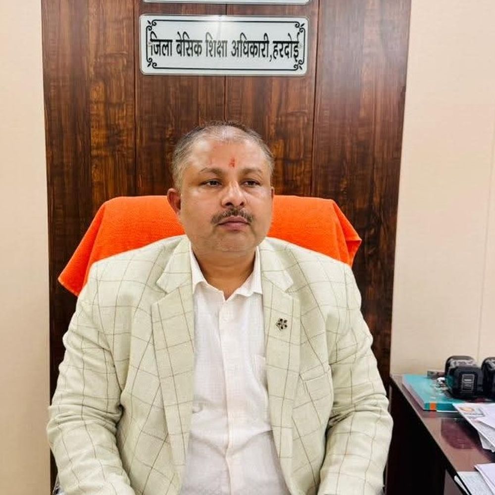 हरदोई में रविवार को भी खुलेंगे परिषदीय विद्यालय:शिक्षकों को सुबह 10 से शाम 5 बजे तक रहना होगा उपस्थित; बीईओ करेंगे सघन निरीक्षण