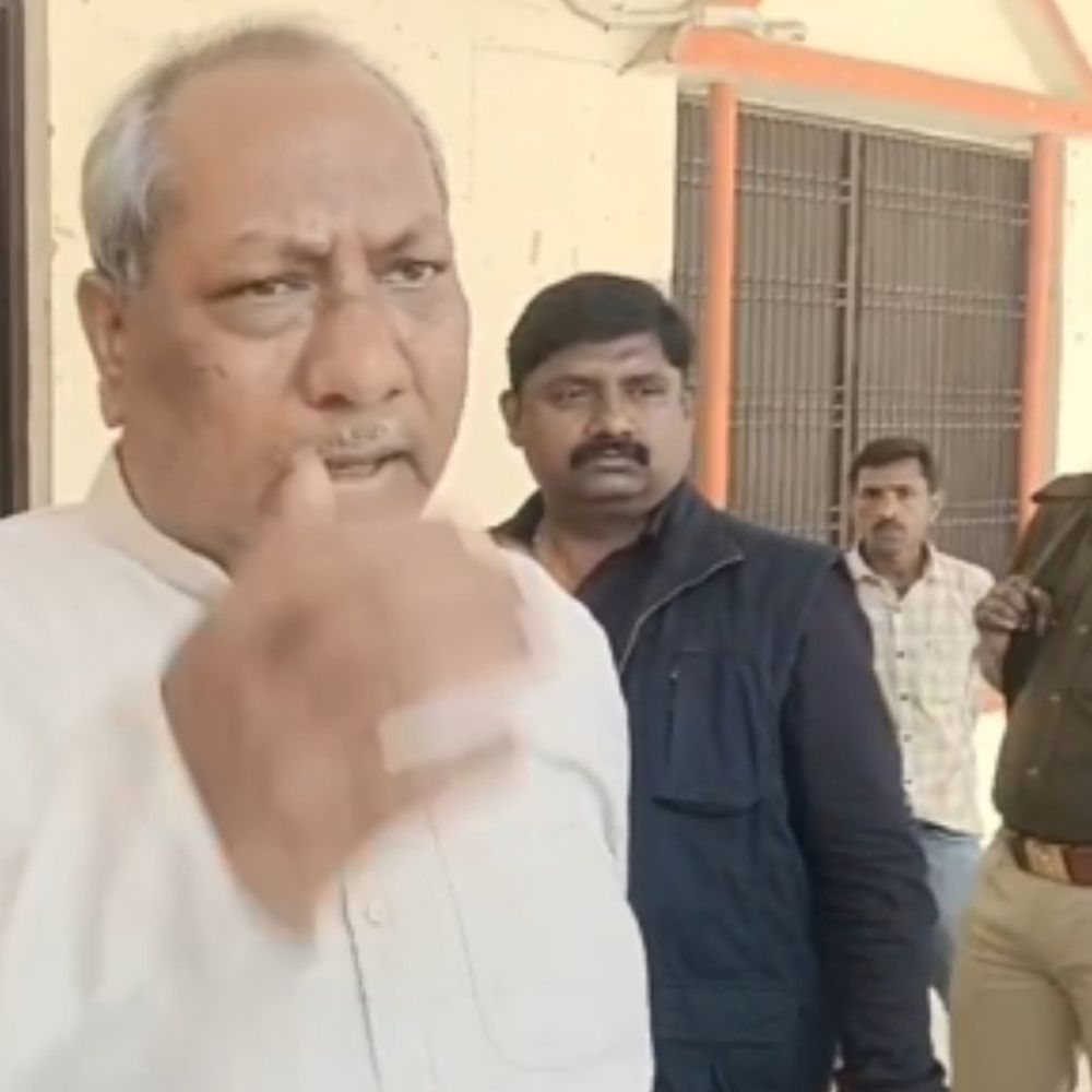 संजय निषाद बोले-जनता बिकाऊ तो नेता भी बिकाऊ हो जाएंगे:कहा- सपा पर निषादों पर गोली चलाने का आरोप, UGC एक्ट पर भी बात रखी