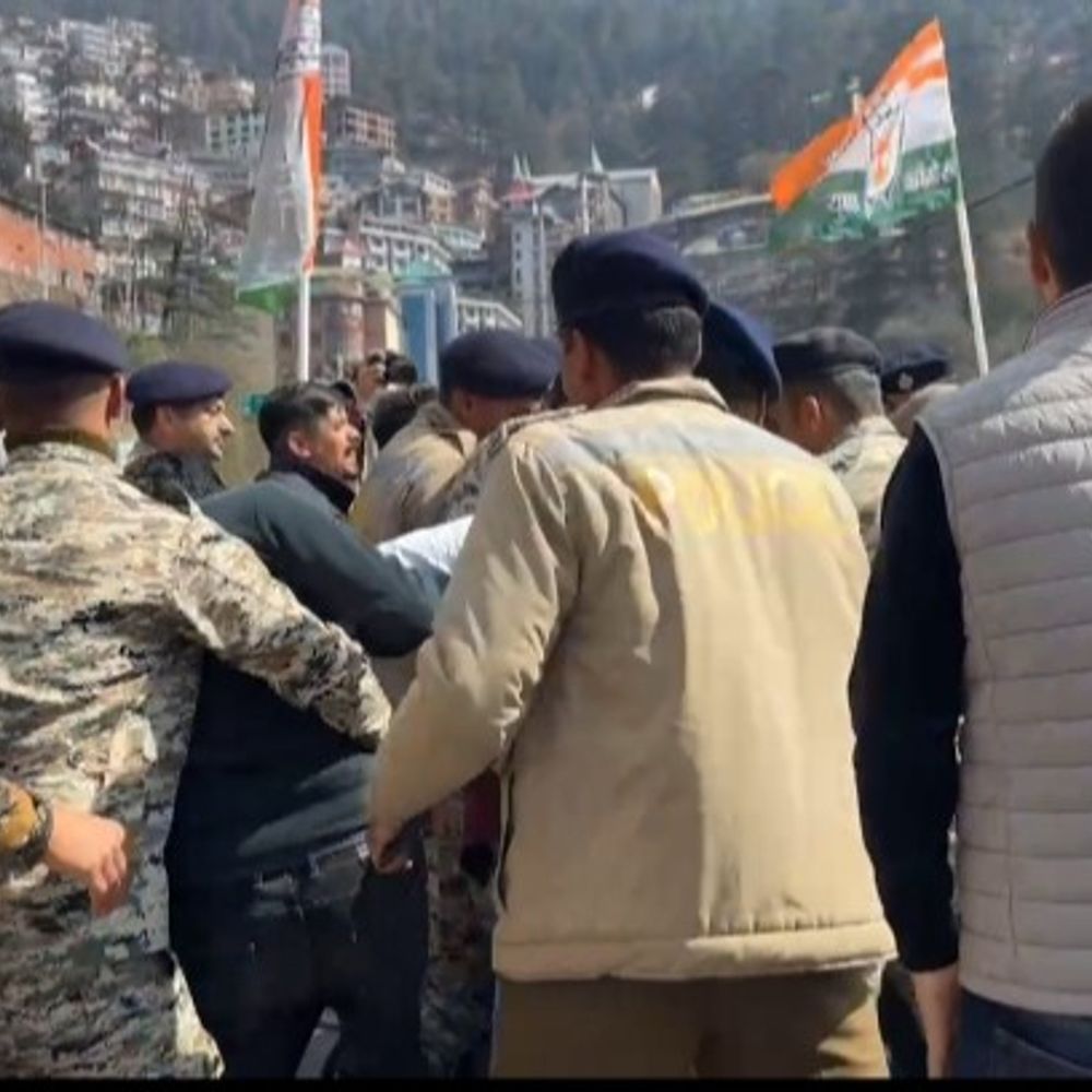 दिल्ली में गिरफ्तार कांग्रेसी कार्यकर्ताओं की रिहाई की मांग:  शिमला में AI समिट विवाद पर युवा कांग्रेस का प्रदर्शन, पुलिस से धक्का-मुक्की – Shimla News