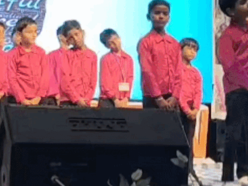 नन्ही प्रतिभाओं ने जीता बड़ों का दिल:  एनुअल फंक्शन में छात्र-छात्राओं ने दिखाया टैलेंट, तालियों की गड़गड़ाहट से गूंजता रहा ऑडिटोरियम – Prayagraj (Allahabad) News