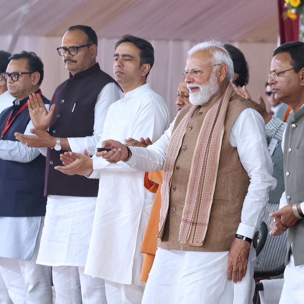 प्रधानमंत्री ने मंच से लिया चौधरी चरण सिंह का नाम:रालोद समर्थक नाराज बोले- जयंत चौधरी का भाषण भी होना चाहिए था