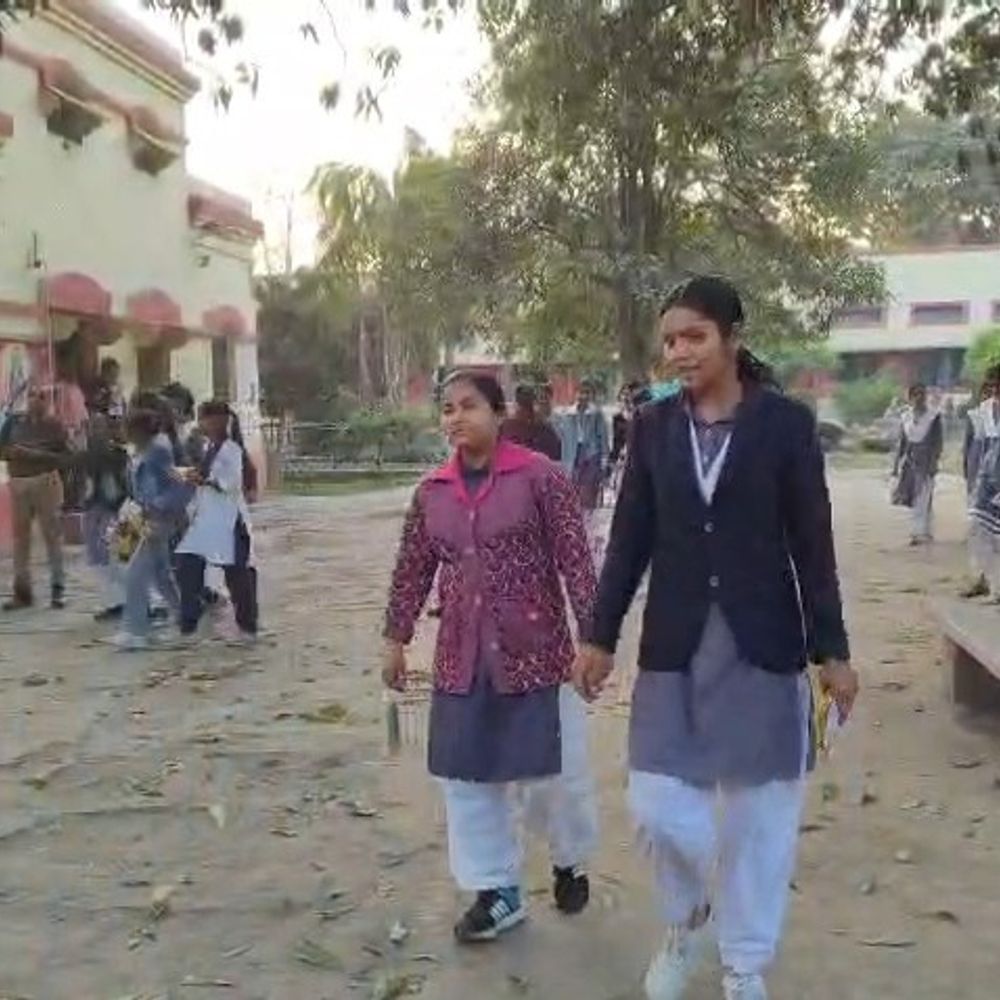 इंटर के 1,489 छात्रों ने छोड़ा जीव विज्ञान-गणित का पेपर:151 परीक्षा केंद्रों पर परीक्षा संपन्न, द्वितीय पाली में कड़ी सुरक्षा व्यवस्था के बीच हुआ एग्जाम