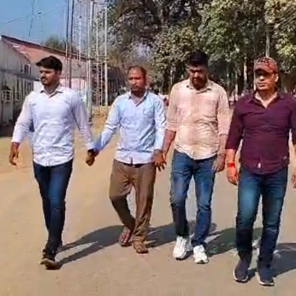 मौसा से अफेयर के शक में युवती की हत्या:मौसी ने भतीजे के साथ मिलकर गला दबाया, आरोपी गिरफ्तार