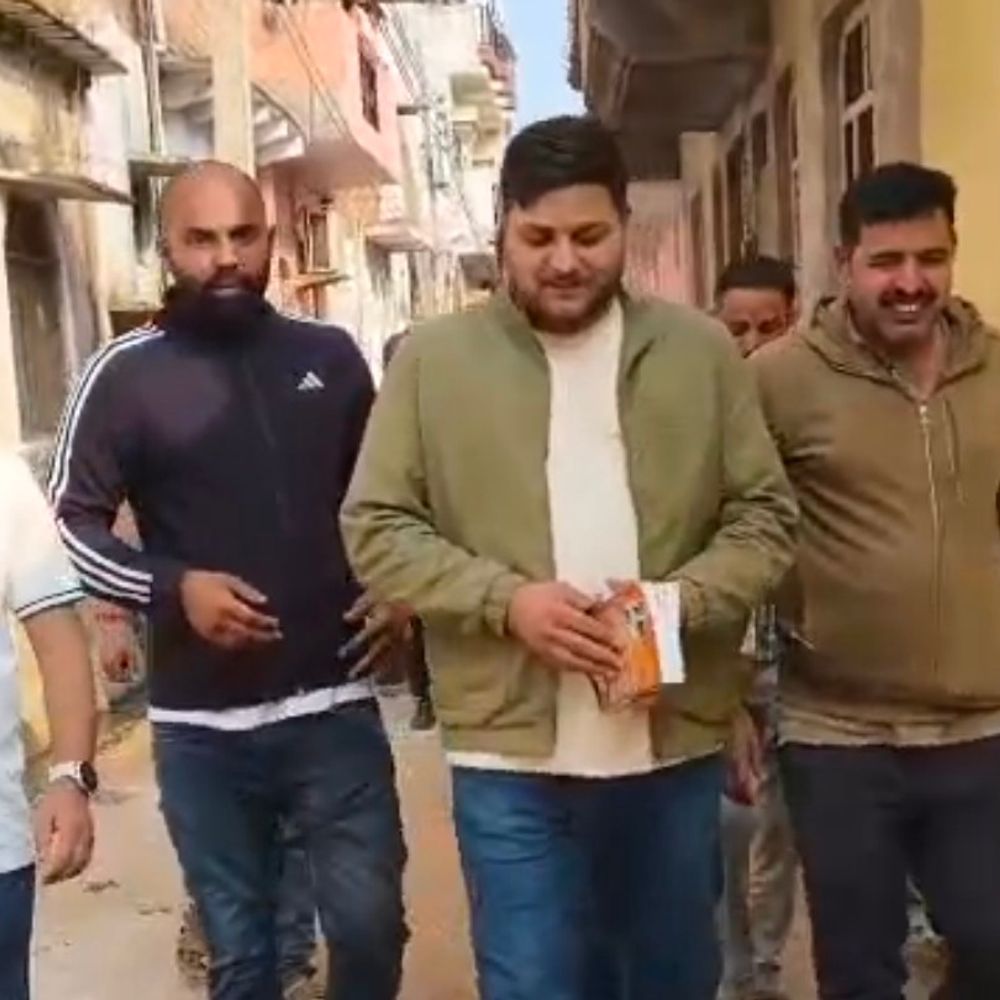 यूथ कांग्रेस महासचिव मोंटी शुक्ला को दिल्ली पुलिस ने उठाया:ललितपुर से पकड़ा, AI समिट में हुए प्रदर्शन के बाद एक्शन