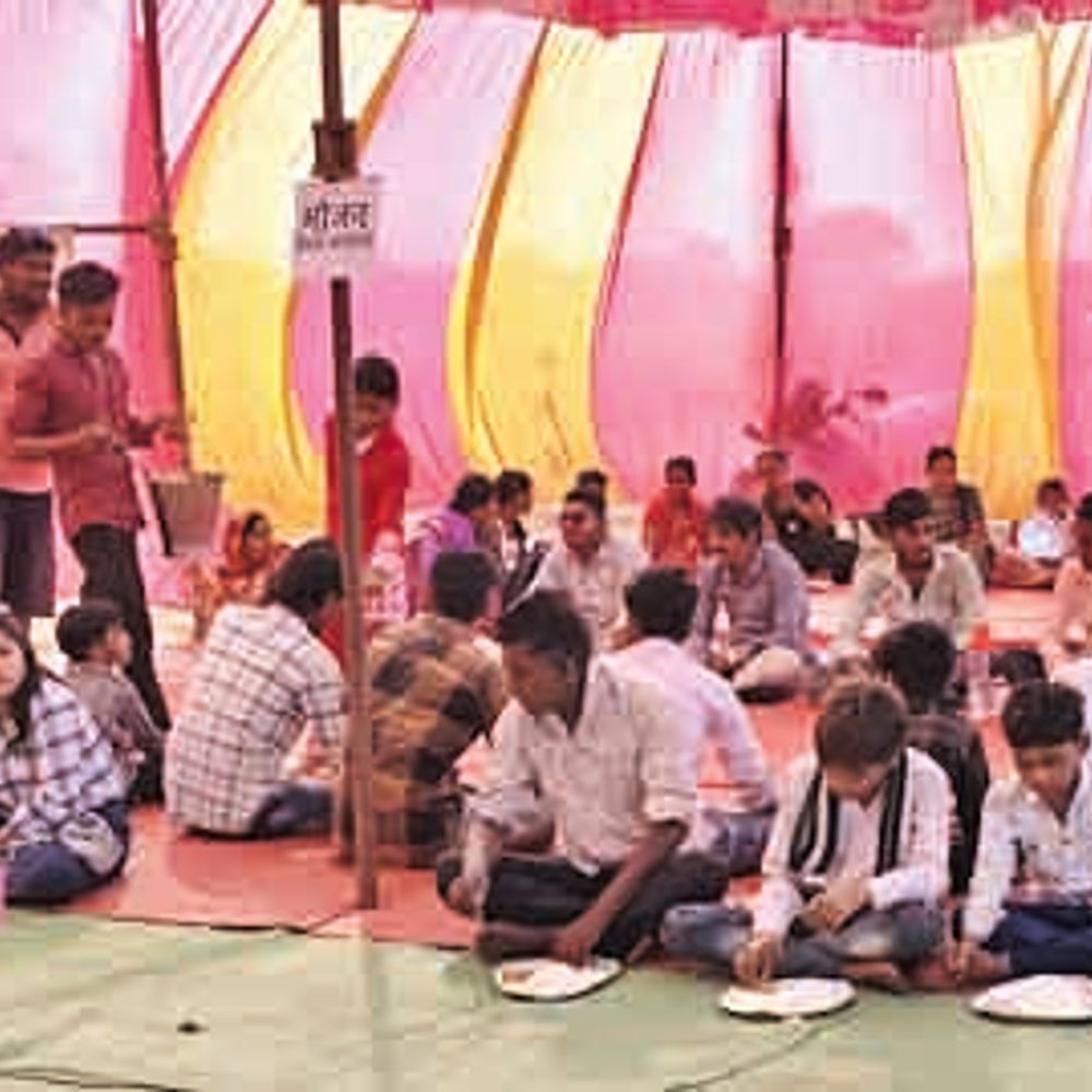 गिरौदपुरी धाम मेले के दर्शनार्थियों के लिए भोजन की व्यवस्था की गई