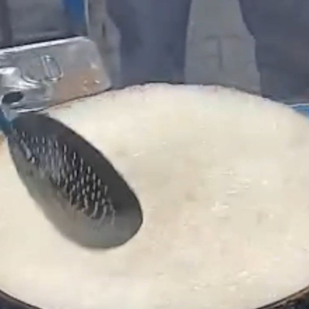 फरीदकोट में संदिग्ध रिफाइंड तेल को लेकर विवाद:  स्वास्थ्य विभाग ने दिए सैंपलिंग के आदेश,कड़ाही में उबलने के बाद निकल रहा है बाहर – Faridkot News