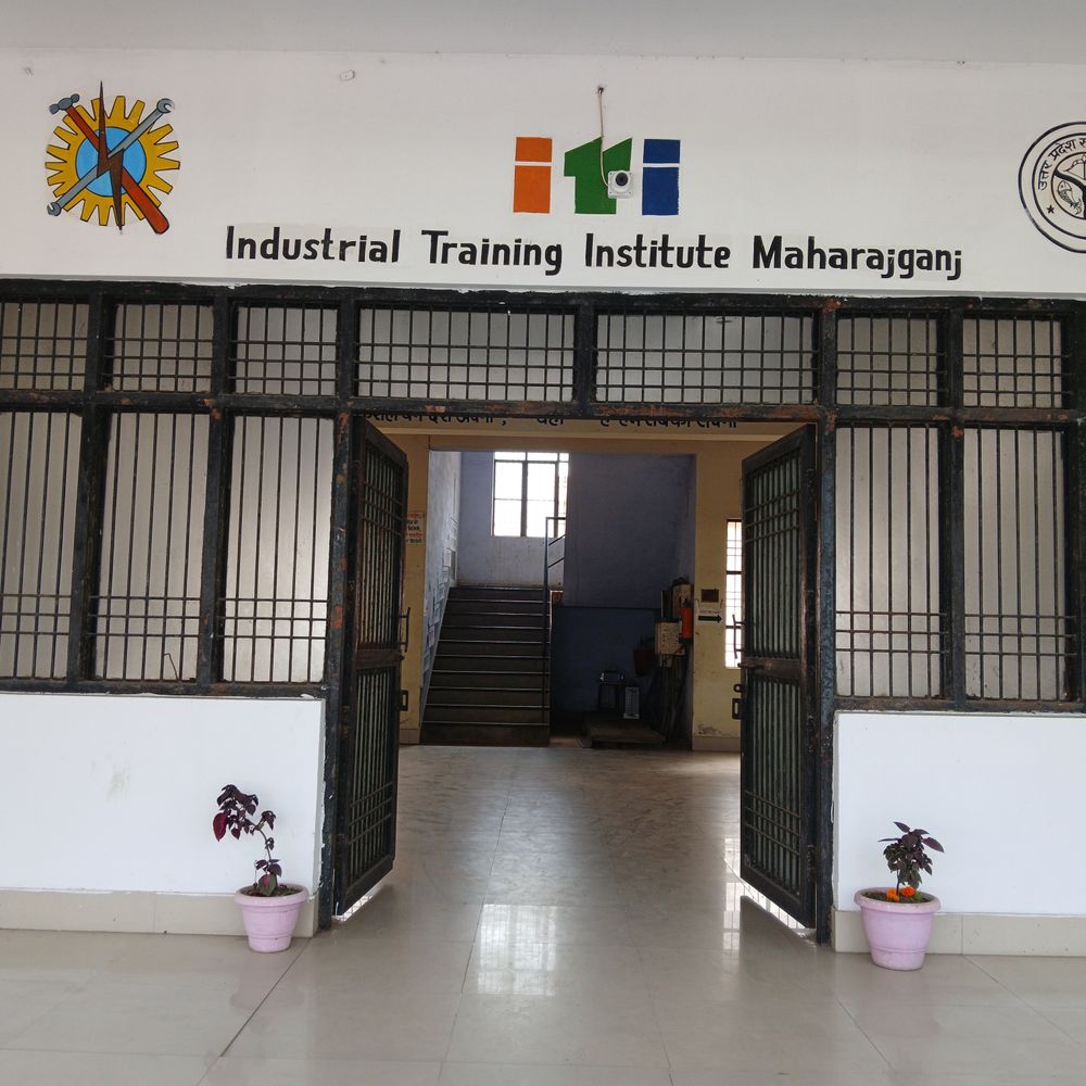 महराजगंज आईटीआई में निःशुल्क EV कोर्स शुरू:युवाओं को रोजगार के लिए मिलेगा प्रशिक्षण