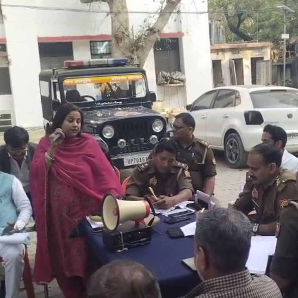 प्रयागराज में होली-ईद पर शांति का संकल्प:पुलिस ने नागरिकों के साथ की बैठक, सुरक्षा के रहेंगे पुख्ता इंतजाम