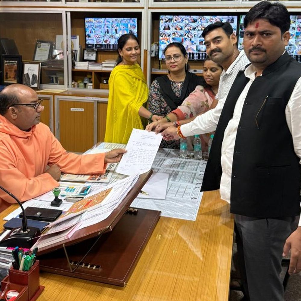 क्रिश्चियन स्कूल में पढ़ने वालीं 2 बहनों का उत्पीड़न:पिता बोले- धर्मांतरण कराना चाहते थे फादर, FIR