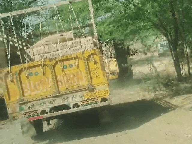 जोधपुर में आबकारी निरोधक दल की रेड,871 कार्टून शराब जब्त:  नशा तस्कर को पकड़ा, पूछताछ में खुलासे की उम्मीद – Jodhpur News