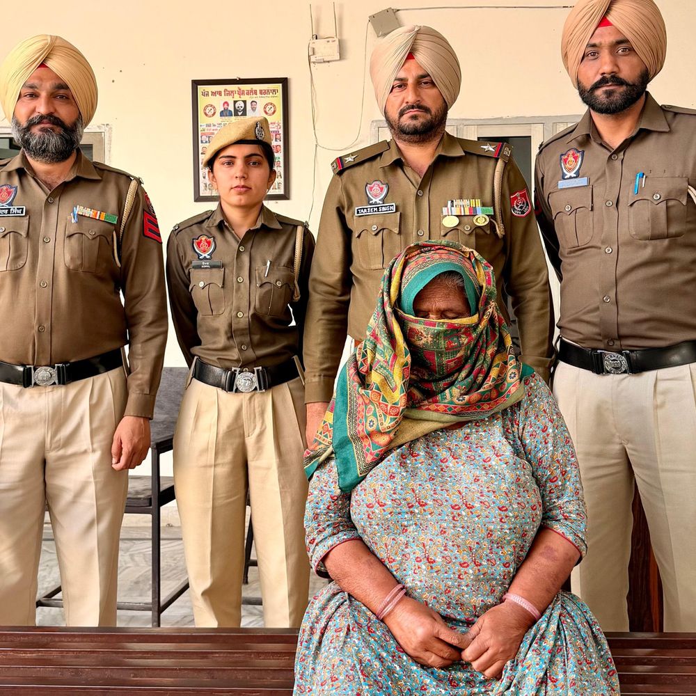 बरनाला पुलिस ने महिला तस्कर को किया गिरफ्तार:  हेरोइन और नशीली गोलियां बरामद, घर से बेच रही थी, NDPS एक्ट के तहत केस – Barnala News