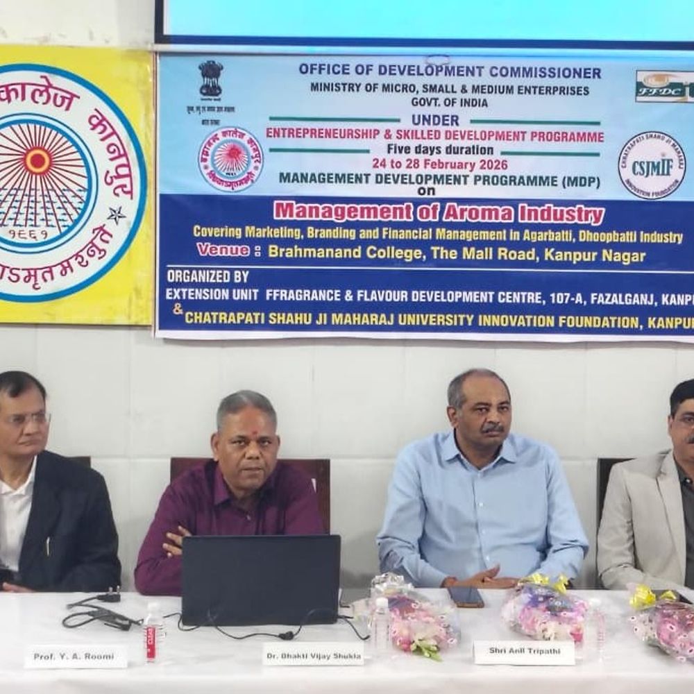 ब्रह्मानंद कॉलेज में सुगंध उद्योग पर ट्रेनिंग शुरू:कानपुर में अगरबत्ती और इत्र के कारोबार से आत्मनिर्भर बनेंगे युवा