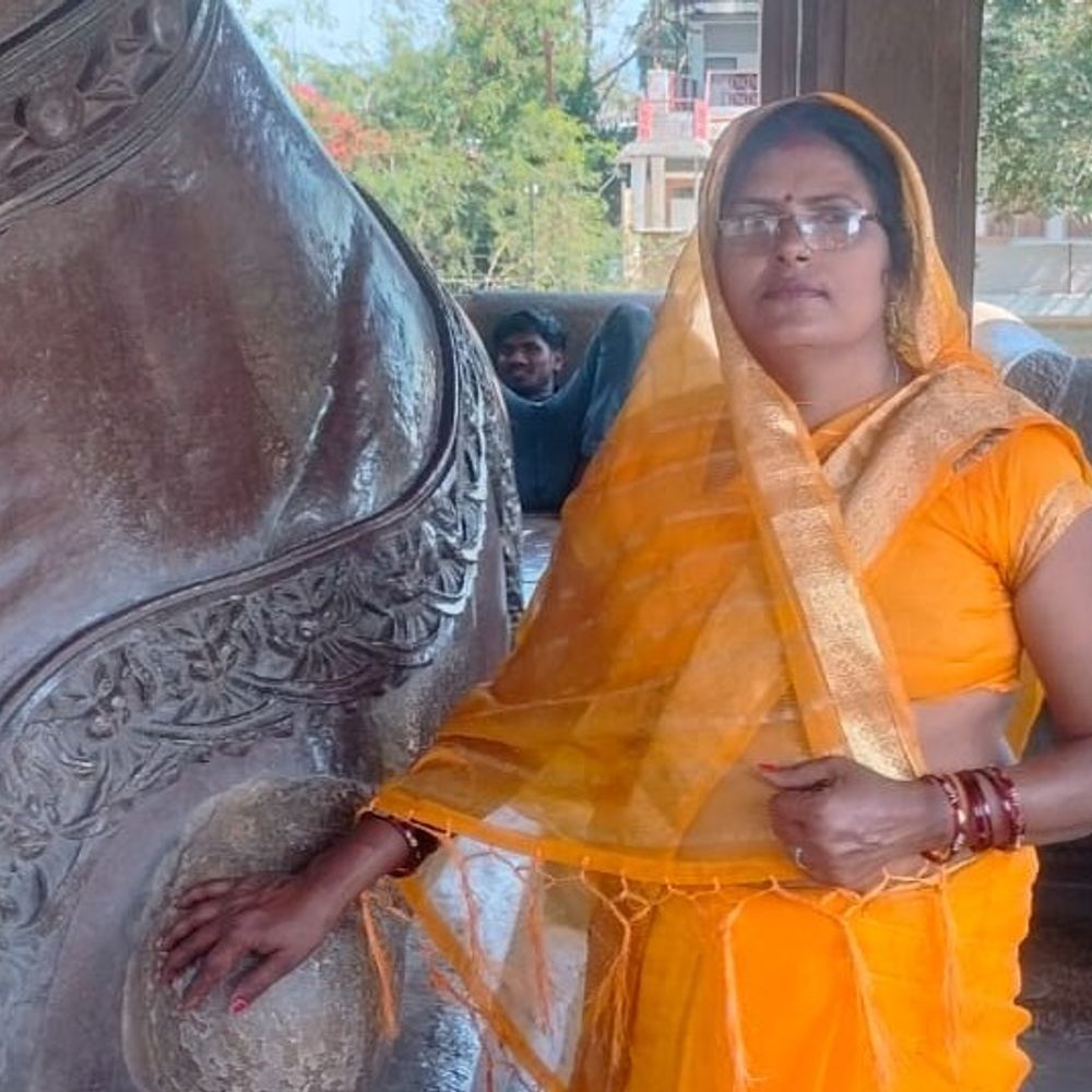 चित्रकूट में सड़क हादसे में दो महिलाओं की मौत:ननद-भाभी को ट्रक ने कुचला, अस्थि विसर्जन करने जा रहा था परिवार