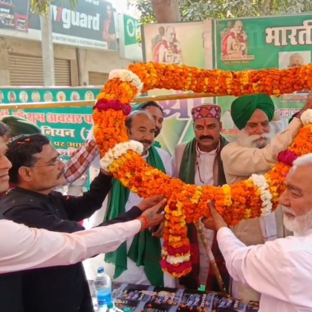 किसान नेता जगजीत सिंह ढल्लेबाल एटा पहुंचे:भारत-अमेरिका मुक्त व्यापार समझौता रद्द करने को किसान पंचायत का आयोजन