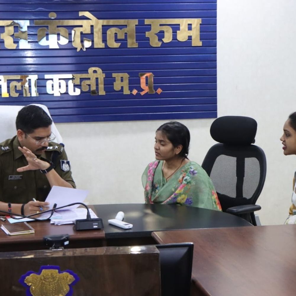 कटनी में पार्किंग विवाद बढ़ा, पुलिस कार्रवाई पर सवाल:  वकील और आरोपी की पत्नी आमने-सामने; पुलिस पर भी लगाया लापरवाही का आरोप – Katni News