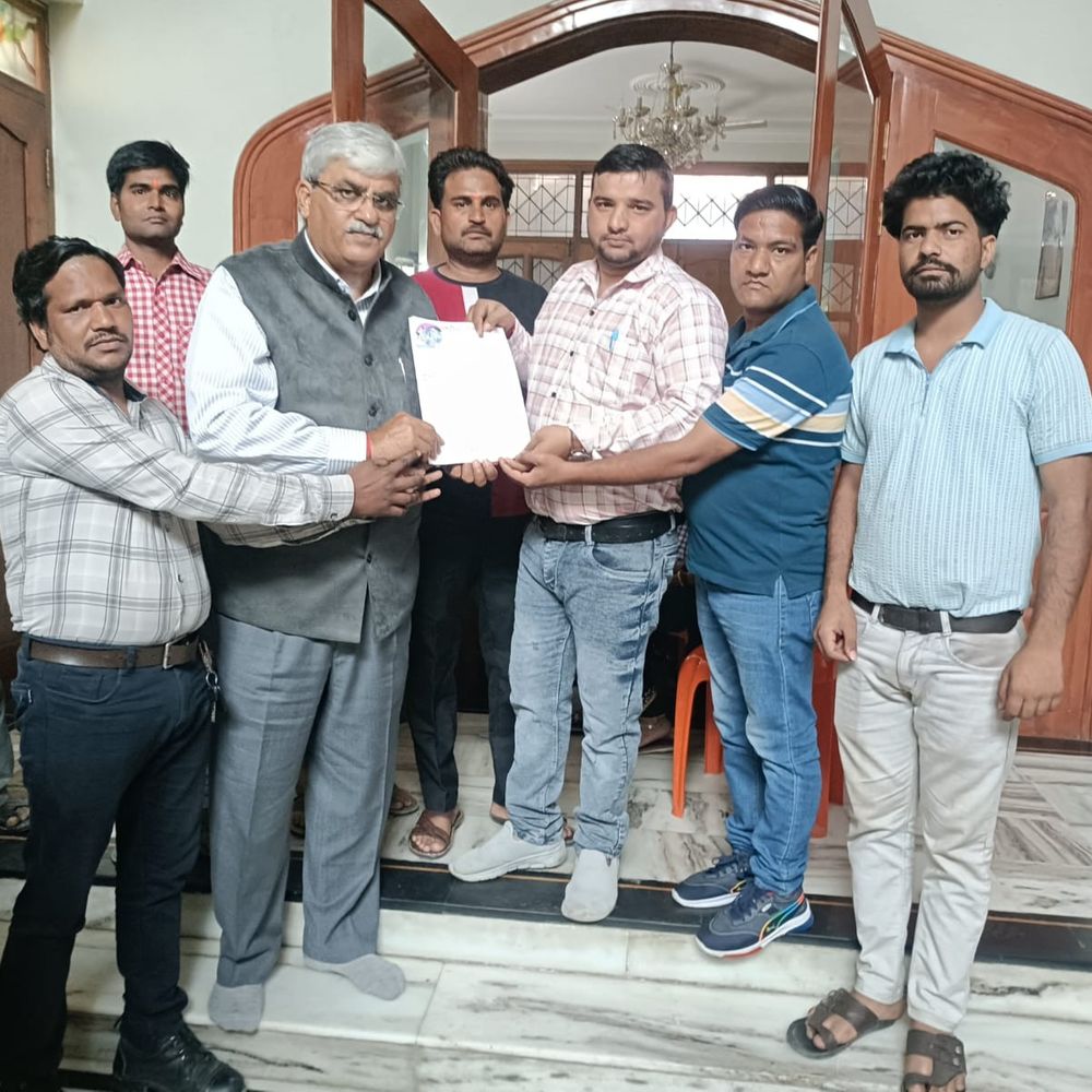 राष्ट्रीय युवा वाहिनी ने EWS आरक्षण पर सौंपा ज्ञापन:विश्वविद्यालयों की अस्थाई नियुक्तियों में EWS को शामिल करने की मांग