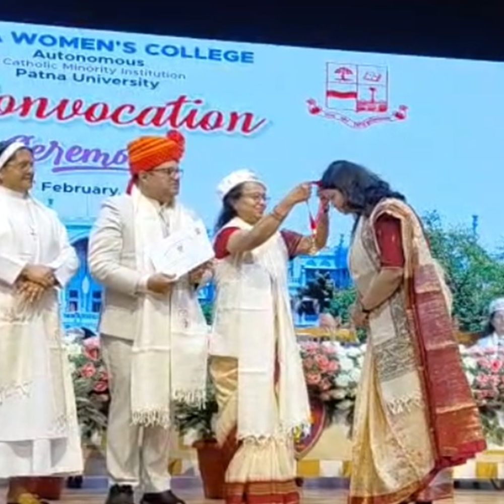 पटना वीमेंस कॉलेज में 1089 छात्राओं को मिली डिग्रियां:  35 छात्राएं गोल्ड मेडल से हुईं सम्मानित, दीक्षांत समारोह में ड्रेस कोड में पहुंची स्टूडेंट्स – Patna News