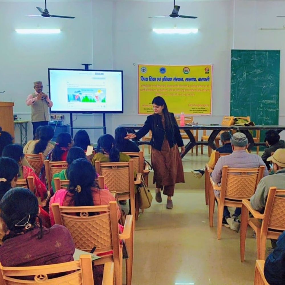 AI-कोडिंग और साइबर सिक्योरिटी में सीखेंगे छात्र:वाराणसी के परिषदीय स्कूलों के 700 शिक्षकों को मिली ट्रेनिंग