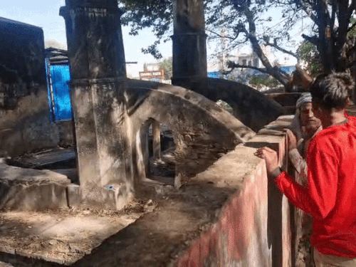 नारनौल में नशे में धुत युवक कुएं में कूदा:  बचाने के लिए दोस्त ने भी लगाई छलांग; एक की मौत, दूसरा अस्पताल पहुंचाया – Narnaul News