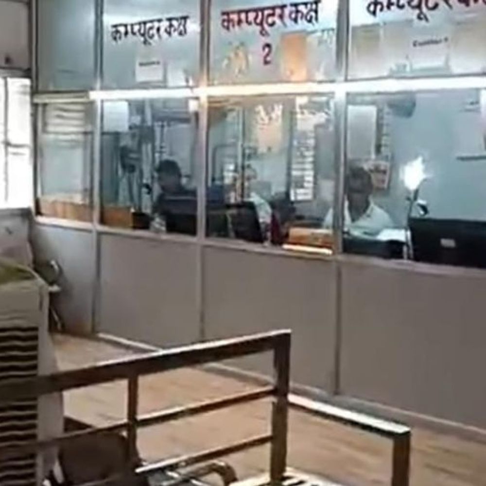 बिना भुगतान के बैनामा कराया; नामांतरण भी हुआ:6 चेक बाउंस हो चुके हैं; पीड़ित की शिकायत पर जांच शुरू