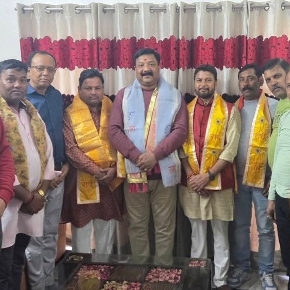 बरेली भाजपा में तीन नए मंडल अध्यक्षों का स्वागत:कन्हैया, बृजेश और सुधीर को पहनाया गया पटका, बोले- संगठन को मजबूत करेंगे