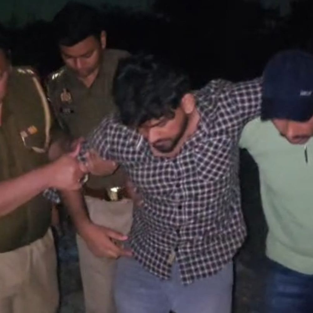 ग्रेटर नोएडा में नितिन हत्याकांड का आरोपी मुठभेड़ में घायल:पैर में गोली लगी, तमंचा बरामद; अन्य फरार आरोपियों की तलाश जारी