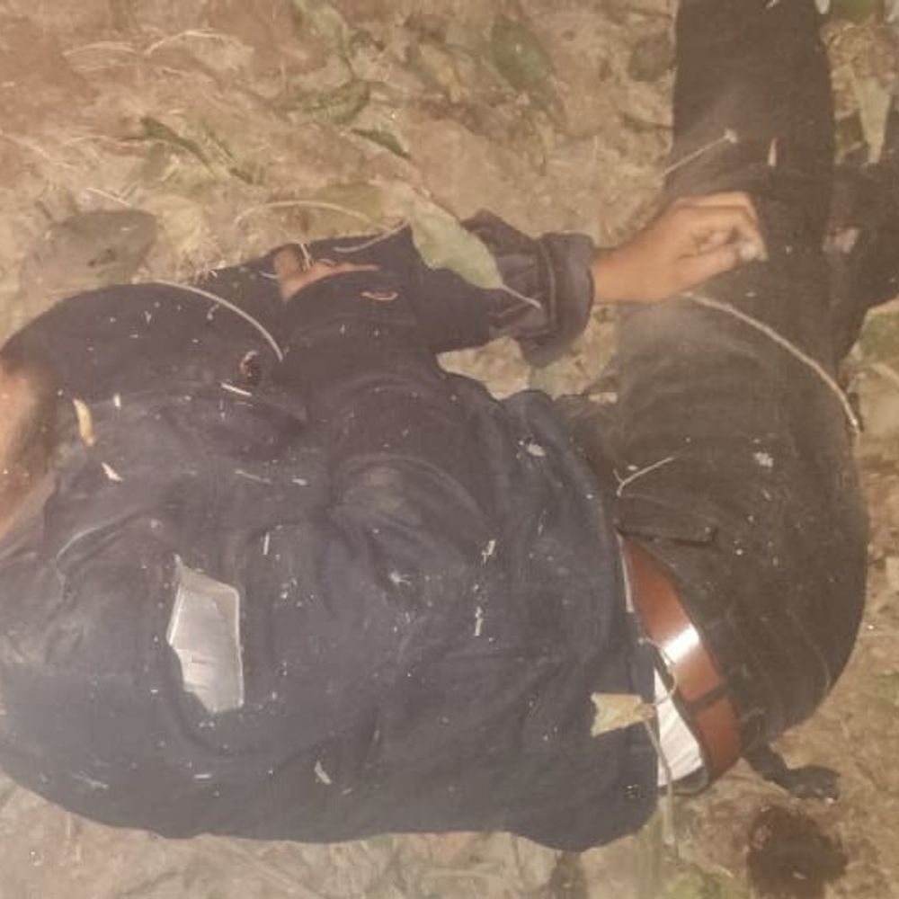 सुल्तानपुर में सड़क हादसे में एक युवक की मौत:अनियंत्रित बाइक पेड़ से टकराई, दूसरा गंभीर घायल