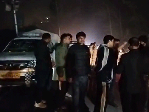 दिल्ली पुलिस पर हिमाचल में FIR, नाकेबंदी करके रोका:शिमला में यूथ कांग्रेस वर्कर्स को गिरफ्तार करने पहुंची थी, AI समिट में प्रदर्शन का आरोप