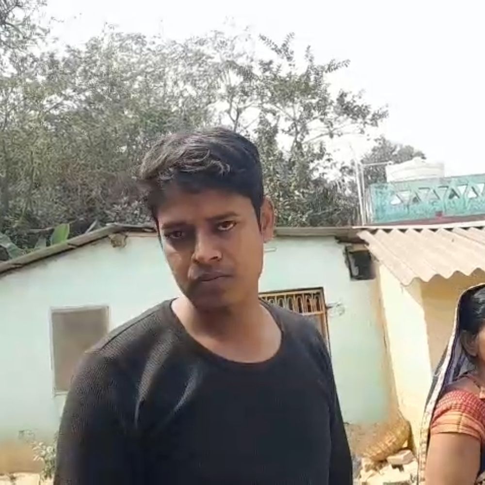 मधुबनी में युवक पर 3 राउंड फायरिंग:  अखबार पढ़ते समय हमला, बाइक सवार 2 बदमाश फरार, FSL जांच और छापेमारी जारी – Madhubani News