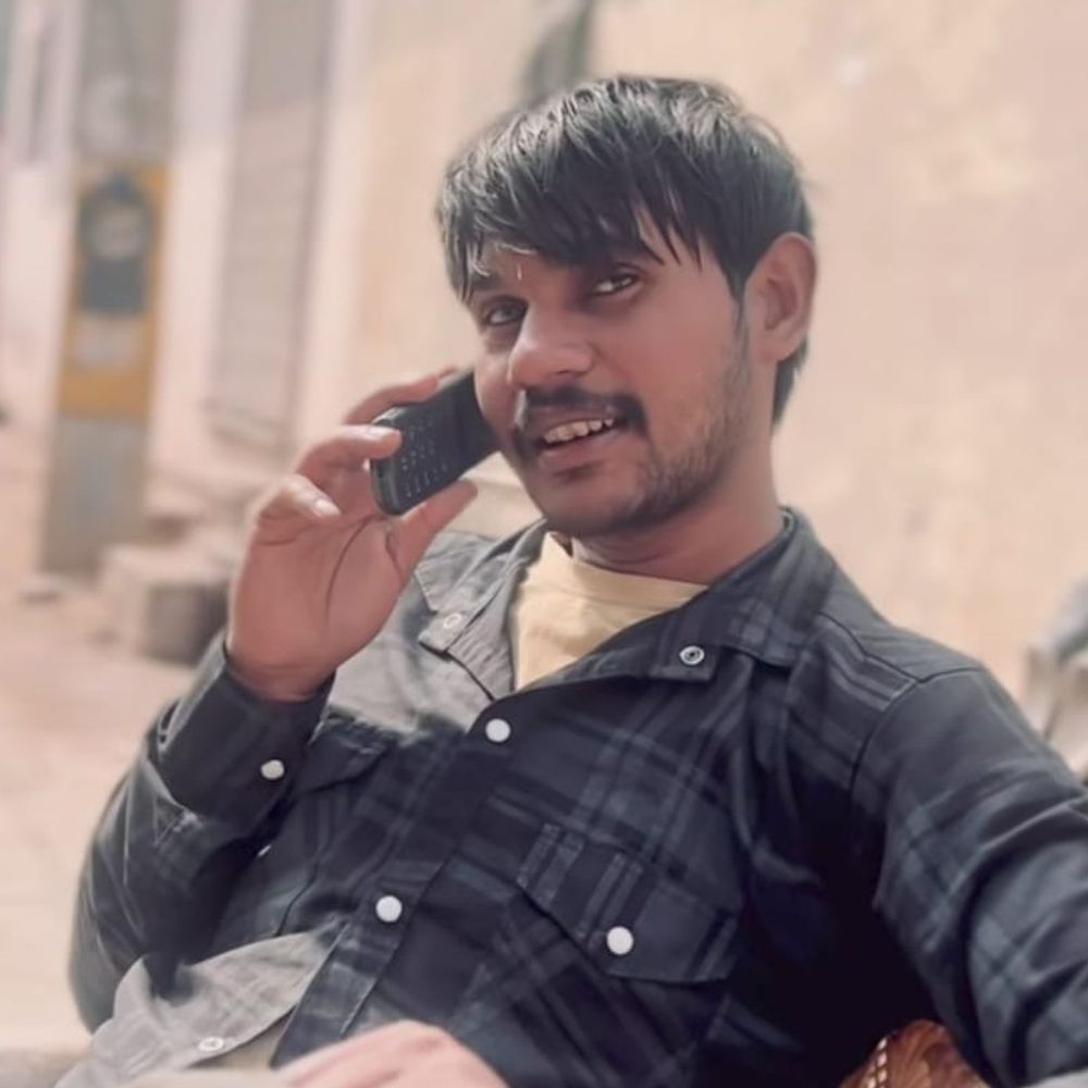 गुरुग्राम में सड़क हादसे में युवक की मौत:  साथी घायल; वाहन ने बाइक को टक्कर मारी; मोमोज सप्लाई करने गए थे – Farrukh Nagar News